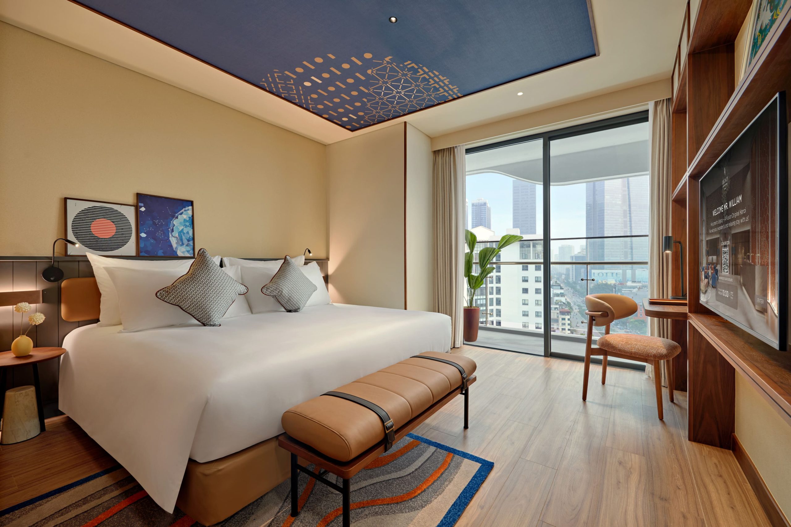 EXECUTIVE SUITE